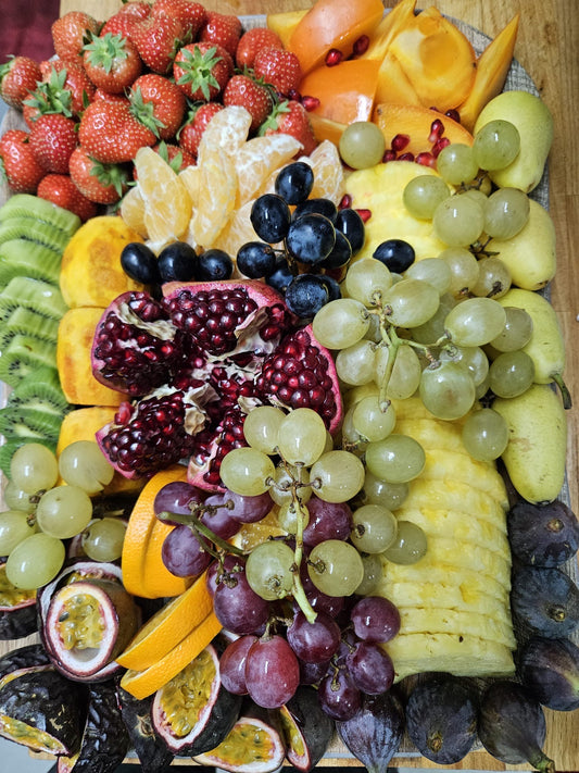 23 soorten gesneden fruit salade.